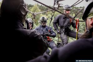 [VIDEO] Gotowi do podjęcia najtrudniejszych zadań. Black Hawk który niedawno wrócił z działań ratowniczo-gaśniczych w Turcji.