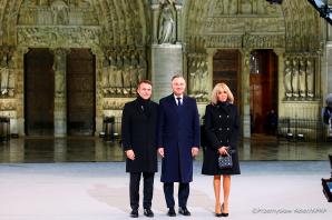 Prezydent RP wziął udział w ceremonii ponownego otwarcia Katedry Notre–Dame