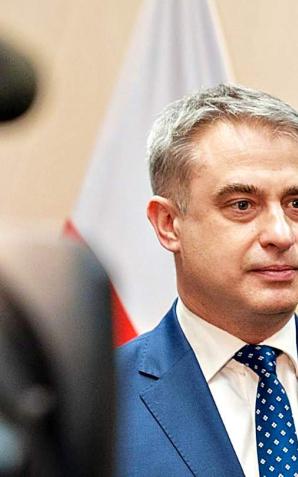 [VIDEO] Wicepremier, minister cyfryzacji Krzysztof Gawkowski i minister nauki Dariusz Wieczorek podpisali w imieniu Rzeczpospolitej Polskiej Quantum Pact