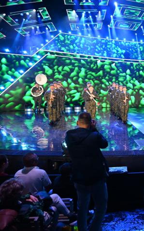 Orkiestra Reprezentacyjna Wojsk Obrony Terytorialnej z Radomia wystąpiła z Trubadurami.