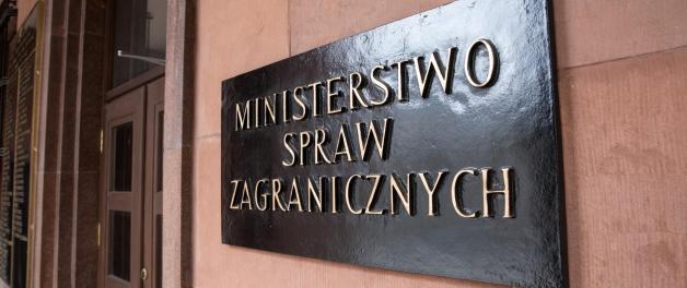 Minister Rau weźmie udział w spotkaniu członków NATO w Madrycie
